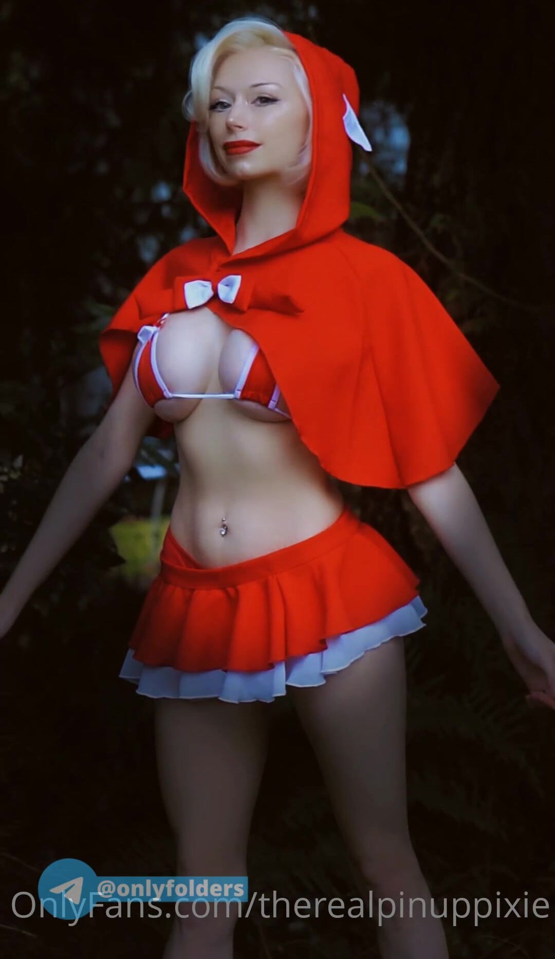 Therealpinuppixie Red Riding Hood